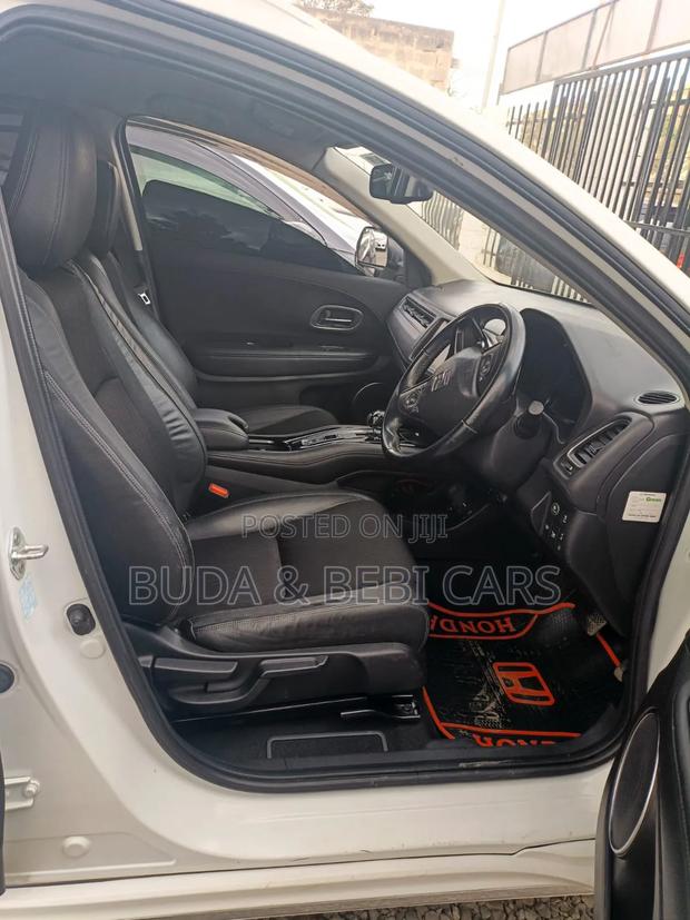 Honda Vezel 1.5 Hybrid 2WD 2018 White