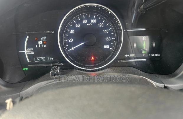 Honda Vezel 1.5 Hybrid 2WD 2018 Maroon