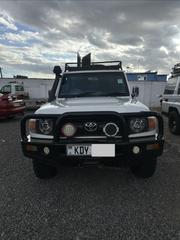 Toyota Land Cruiser 2012 White for sale