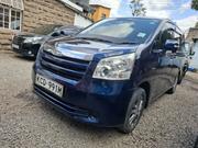 Toyota Noah 2.0 158hp FWD (8 Seater) 2008 Blue for sale