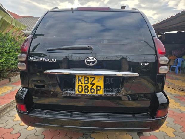 Toyota Land Cruiser Prado 2007 Black