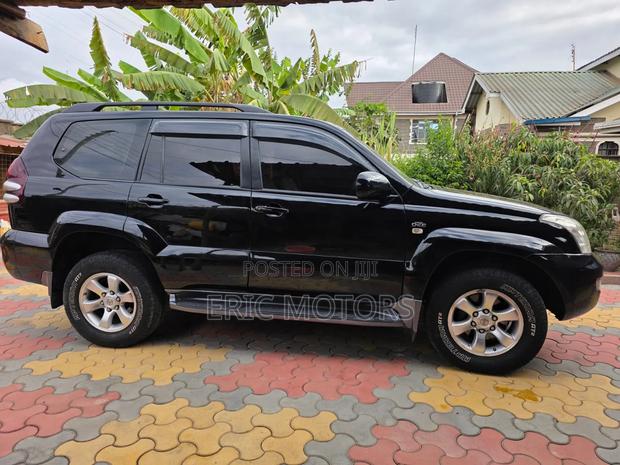 Toyota Land Cruiser Prado 2007 Black
