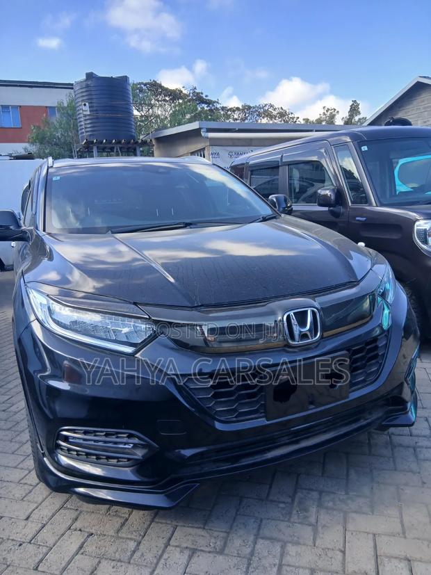 Honda Vezel 2020 Black