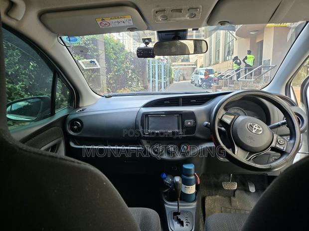 Toyota Vitz 1.3 FWD 5dr 2018 White