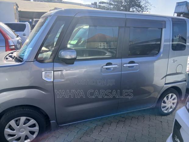 Daihatsu Wake 2019 Gray