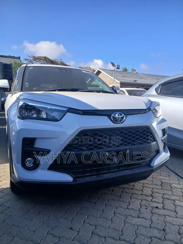 Toyota Raize 2019 White