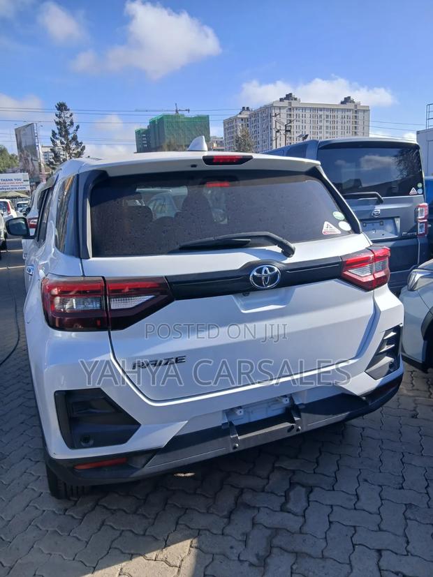 Toyota Raize 2019 White