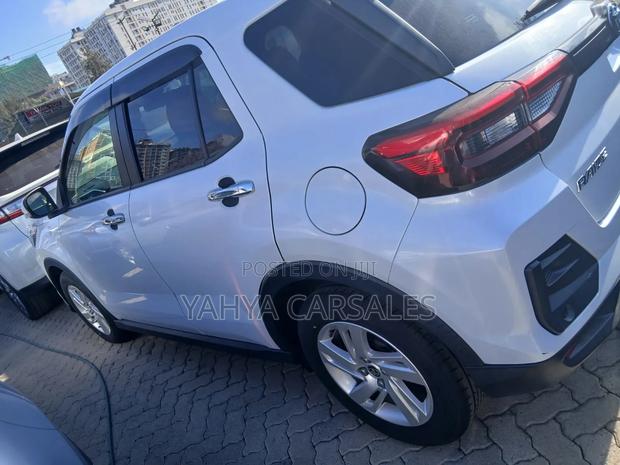 Toyota Raize 2019 White
