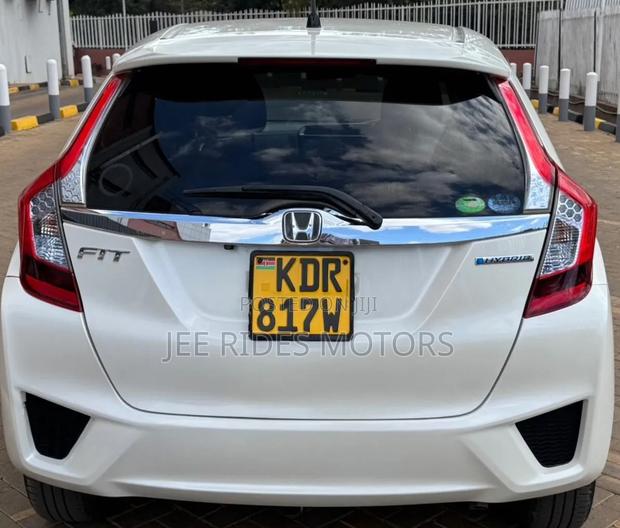 Honda Fit 2017 Ivory