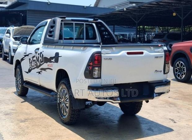 Toyota Hilux Revo Single Cab Deisel 2.4 RWD 2019 White