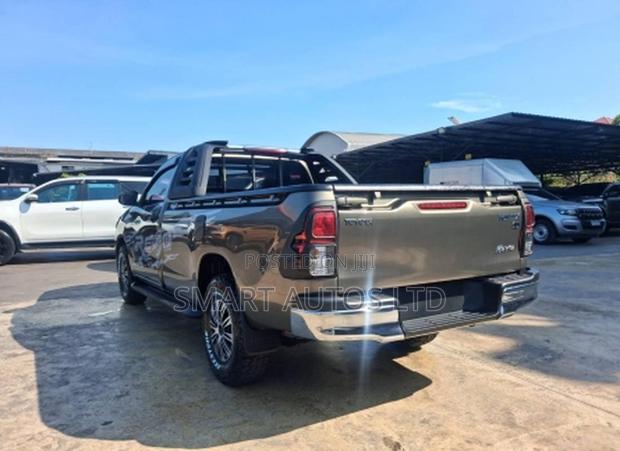 Toyota Hilux Revo Single Cab Deisel 2.4 RWD 2019 Brown