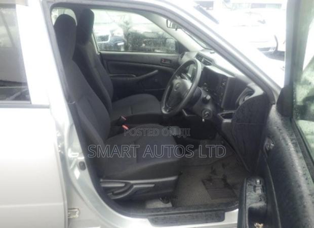 Toyota Probox 1.5 Hybrid F 2020 Silver