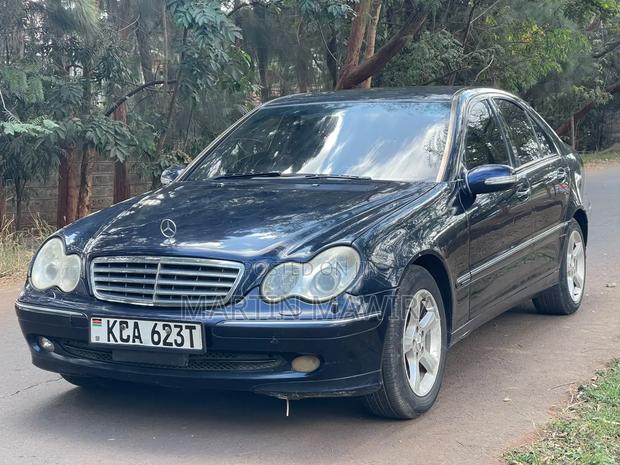 Mercedes-Benz C180 2008 Blue