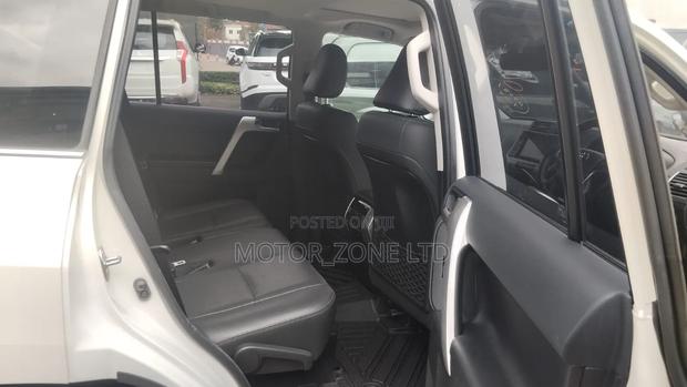 Toyota Land Cruiser Prado 2019 White