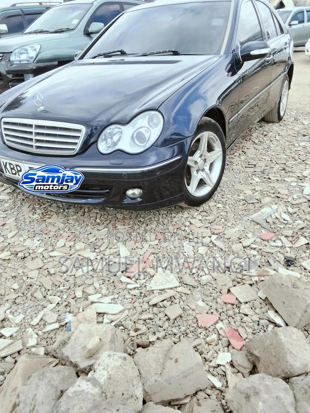 Mercedes-Benz C230 2006 Blue