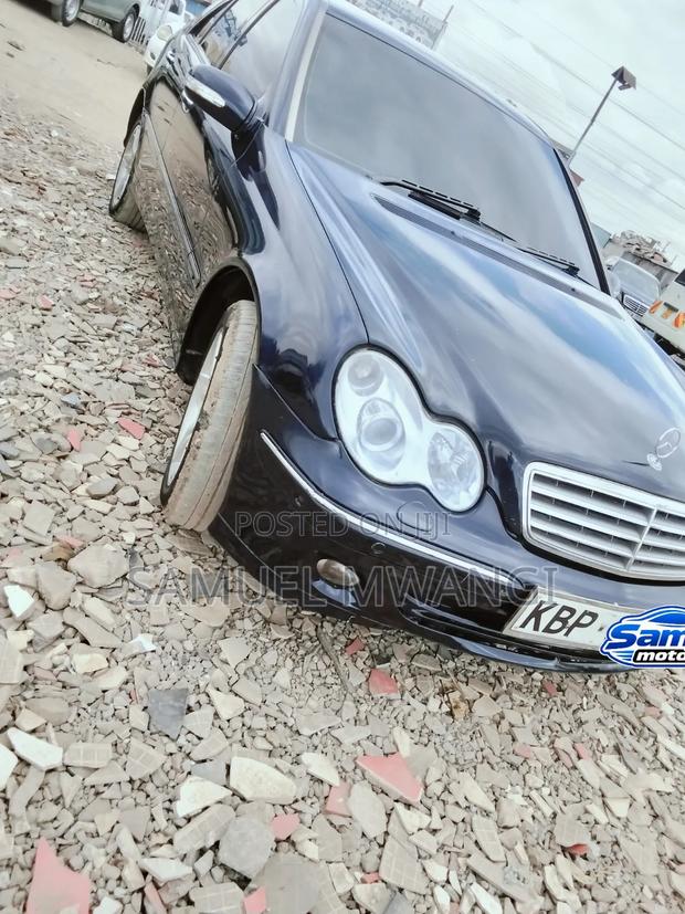Mercedes-Benz C230 2006 Blue