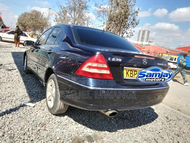 Mercedes-Benz C230 2006 Blue