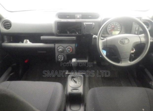Toyota Probox 1.3 DX 2WD 2021 Silver