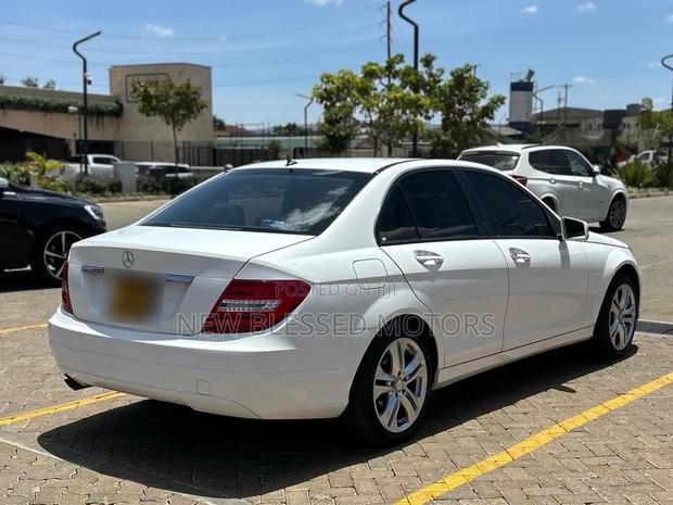 Mercedes-Benz C200 2012 White