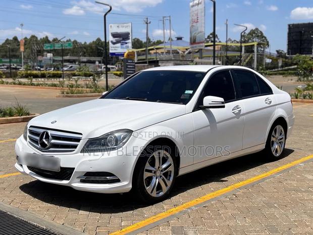 Mercedes-Benz C200 2012 White