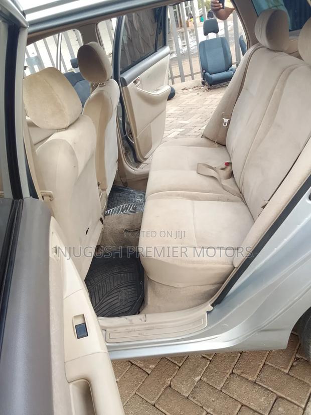 Toyota Corolla Fielder 2005 Silver
