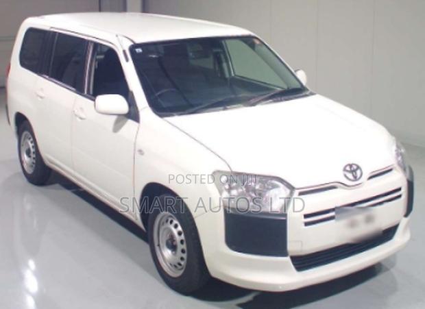 Toyota Probox 1.3 DX Comfort 2WD 2019 White
