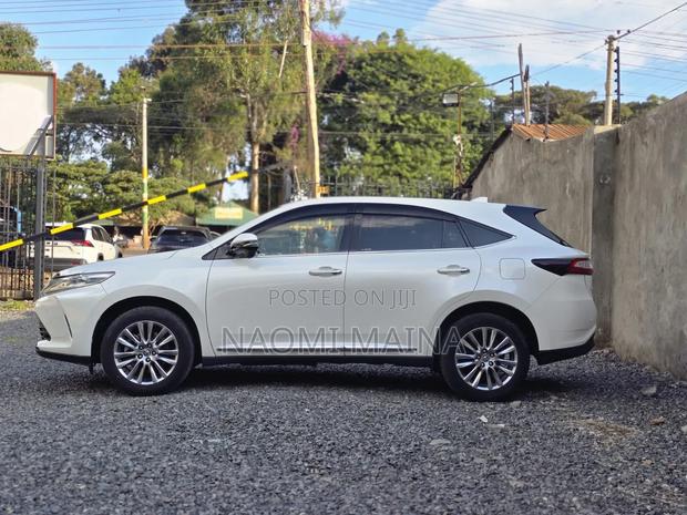 Toyota Harrier 2019 White