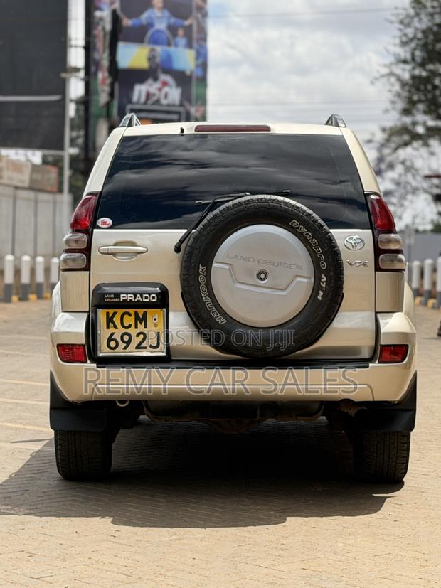Toyota Land Cruiser Prado 2010 Beige