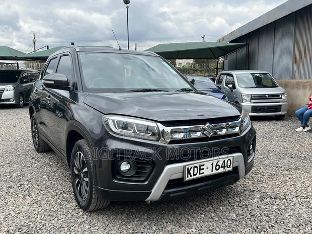 Suzuki Vitara 2021 Black
