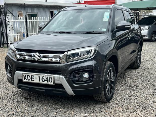 Suzuki Vitara 2021 Black