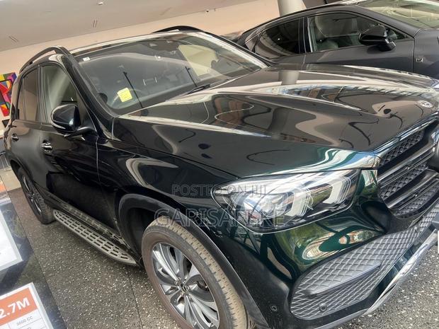 Mercedes-Benz GLE-Class GLE 300d 4MATIC 2020 Green