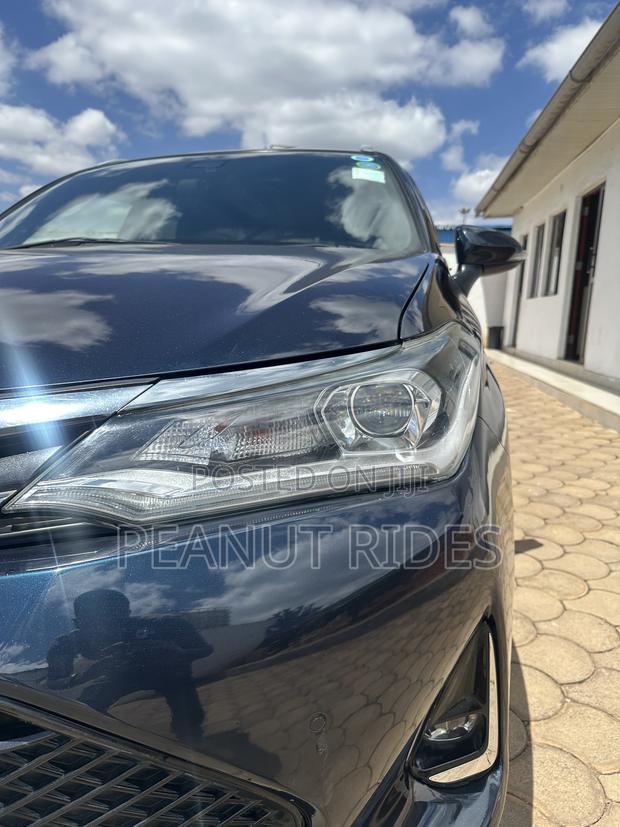 Toyota Corolla Fielder 1.5 Petrol FWD 2019 Blue