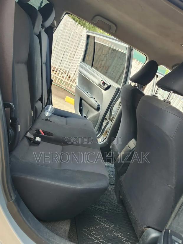 Toyota Corolla Fielder 2013 Silver