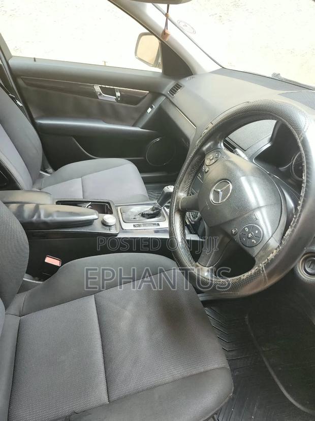 Mercedes-Benz C200 2008 Silver
