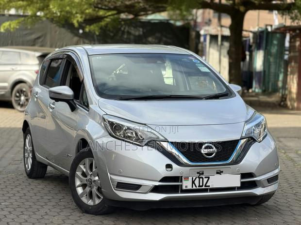 Nissan Note 1.2 Hybrid 2019 Silver