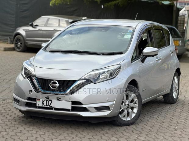 Nissan Note 1.2 Hybrid 2019 Silver