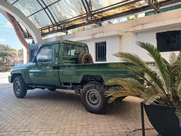 Toyota Land Cruiser 2018 Green