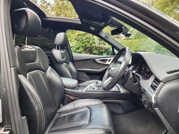 Audi Q7 3.0T Premium AWD quattro 2017 Gray