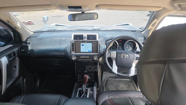 Toyota Land Cruiser Prado 2015 Silver