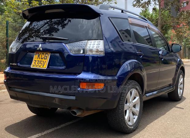 Mitsubishi Outlander 2009 Blue