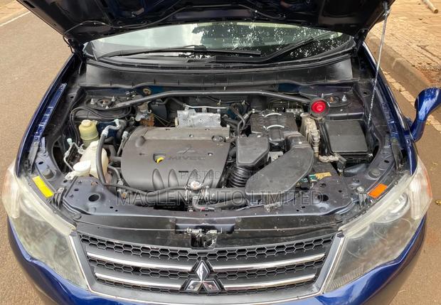 Mitsubishi Outlander 2009 Blue