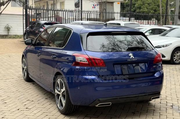 Peugeot 308 2017 Blue
