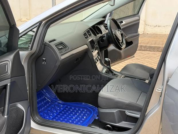 Volkswagen Golf 2013 Silver