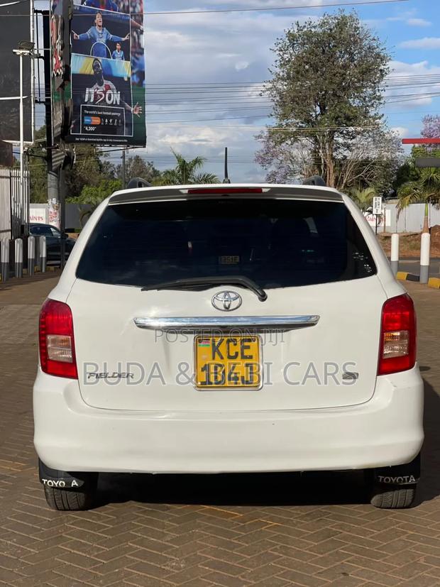 Toyota Corolla Fielder 2009 White