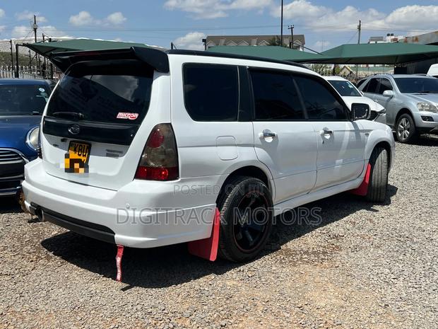 Subaru Forester 2006 White