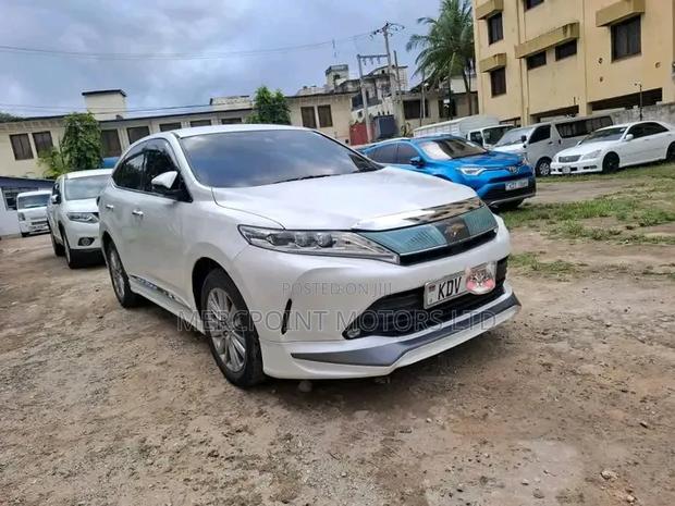 Toyota Harrier 2018 Pearl