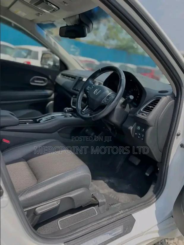 Honda Vezel 2019 White