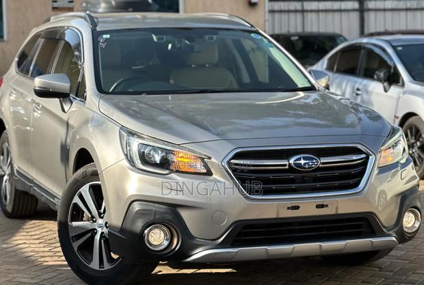 Subaru Outback 2.5i AWD 2019 Gold