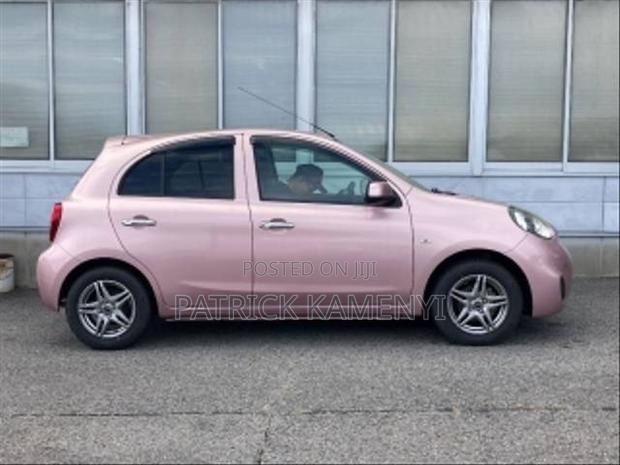 Nissan March 1.2 FWD 2019 Pink