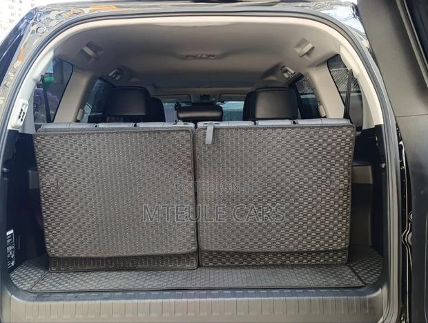 Toyota Land Cruiser Prado 2021 Black